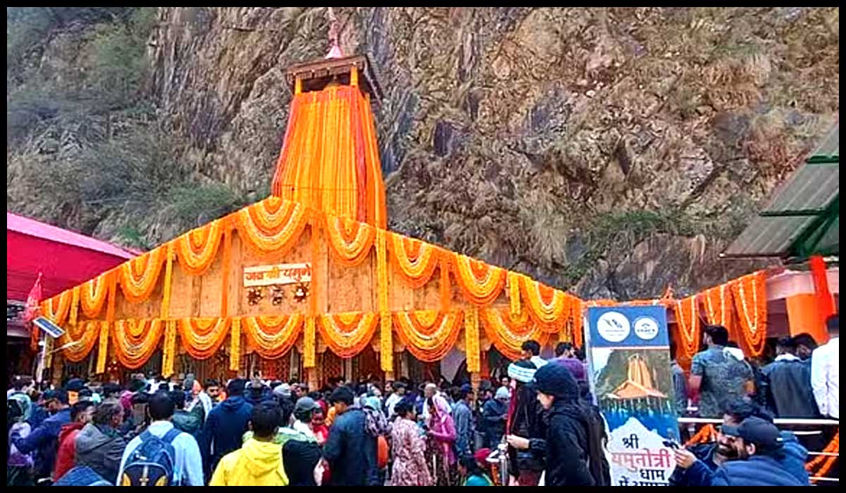 Untitled-4-yamunotri